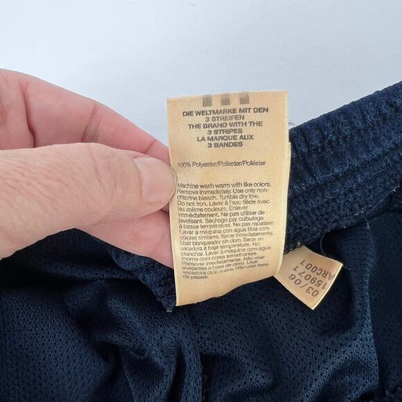 Vintage Adidas Navy Blue Pink Basic Side Stripe Athletic Running Womens Shorts L - Picture 10 of 15